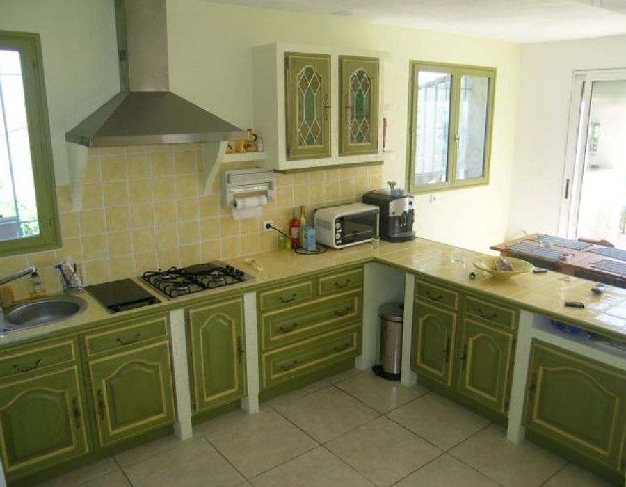 A provencal style villa located on the heights of Nice 4