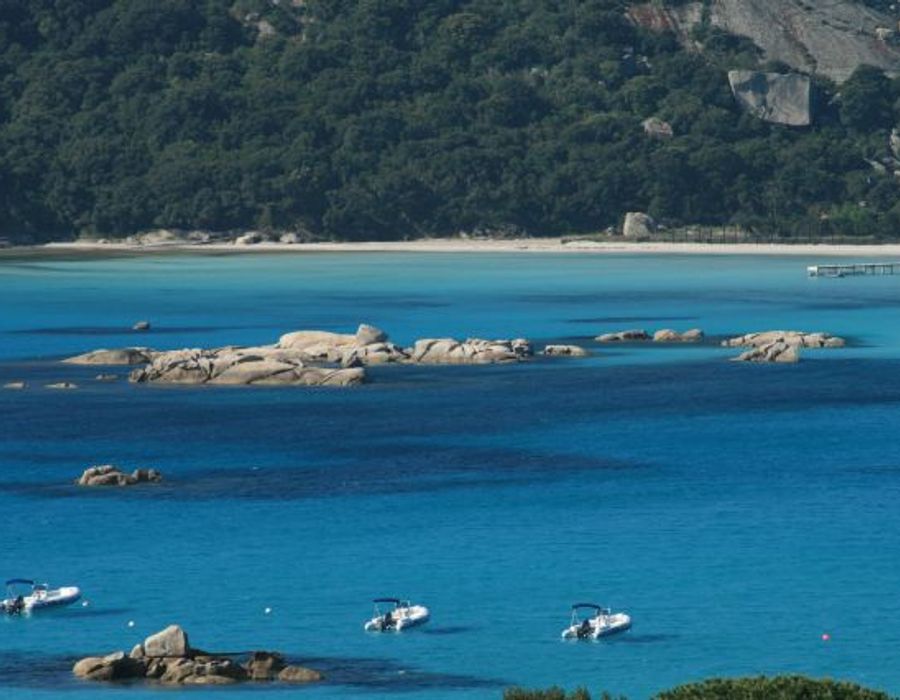 Located in the domain Marina de Santa Giulia in Porto-Vecchio 3