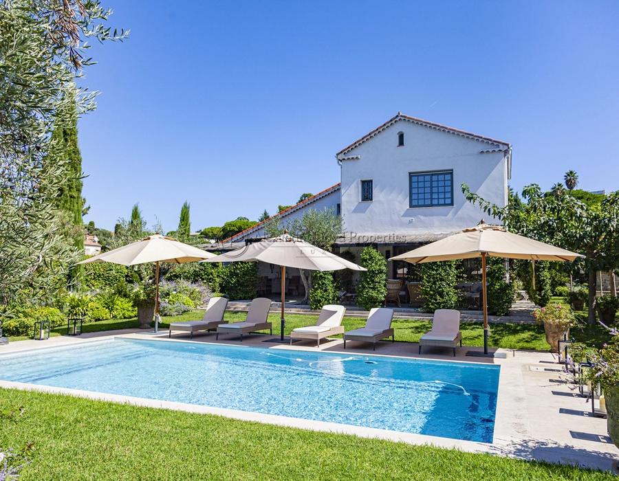 A beautiful charming family home for rent on the Cap d'Antibes  5