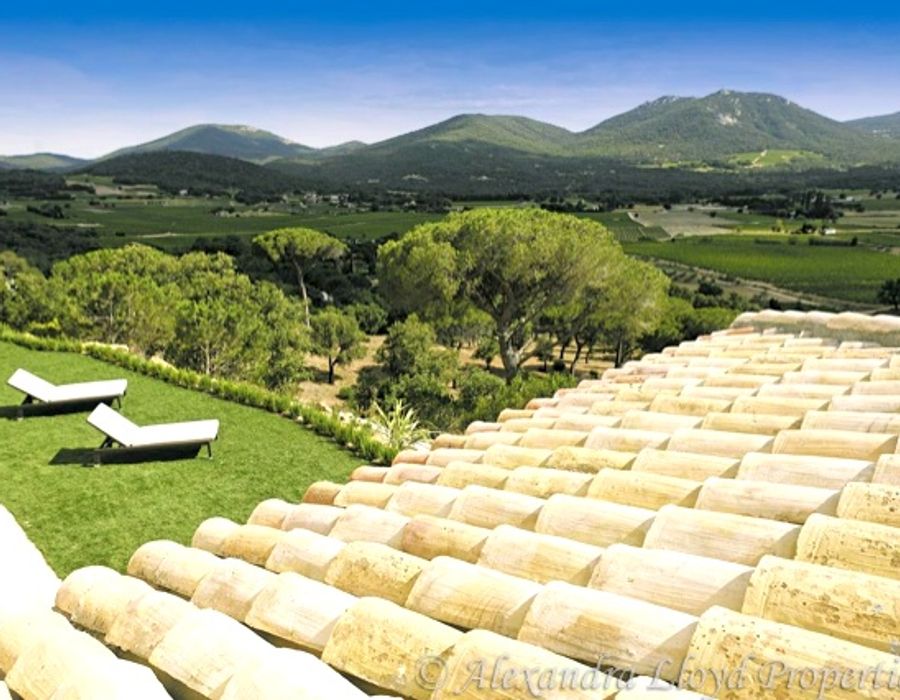 A charming villa in Plan de la Tour 4