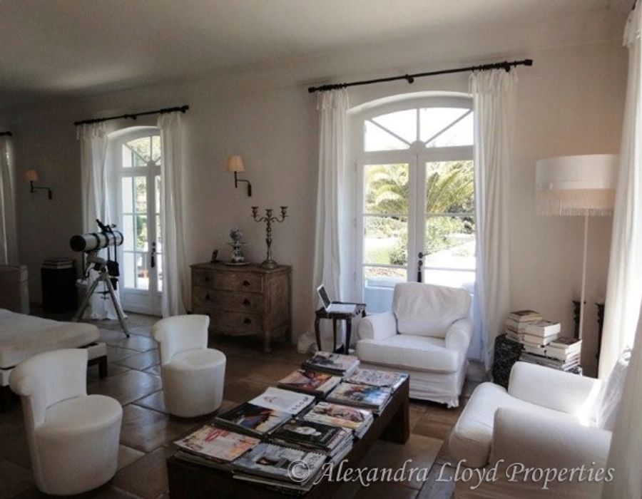 Stunning domain in Gassin, within 37,5 hectares!! 4