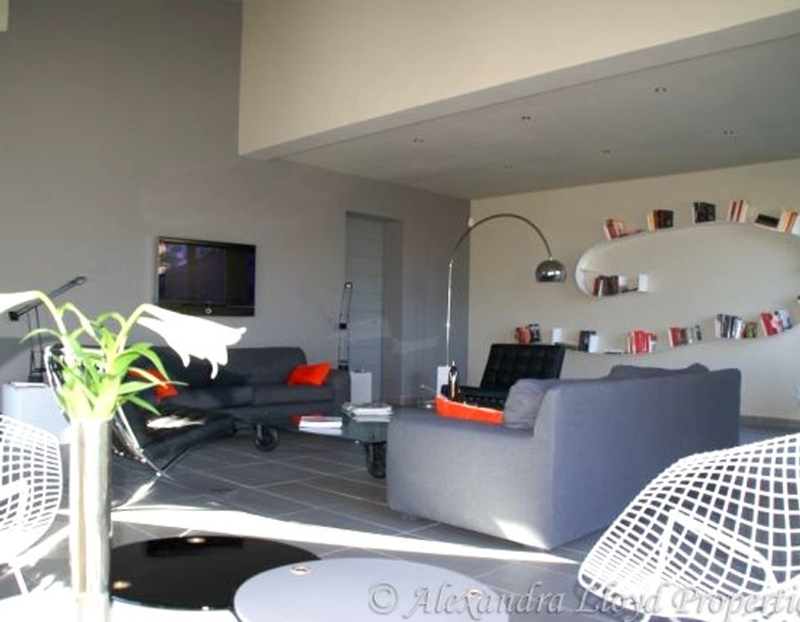 Delightful newly renovated property in Grimaud, close to Saint Tropez 5