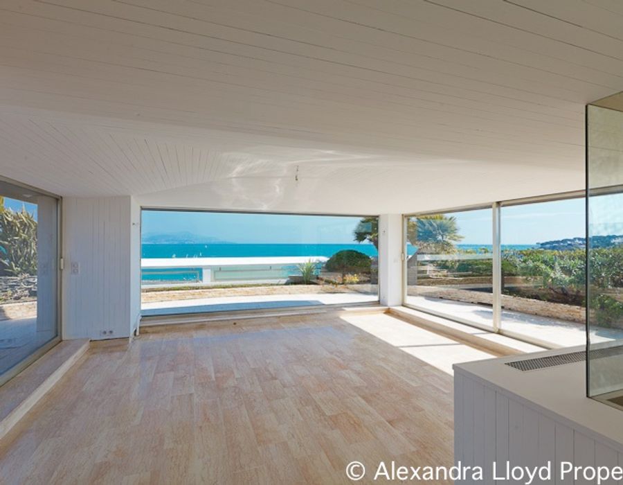 Exceptional views at Cap d'Antibes 1
