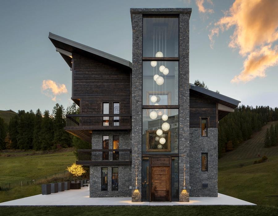 Exceptional ultra luxurious chalet for rent in Valberg 2