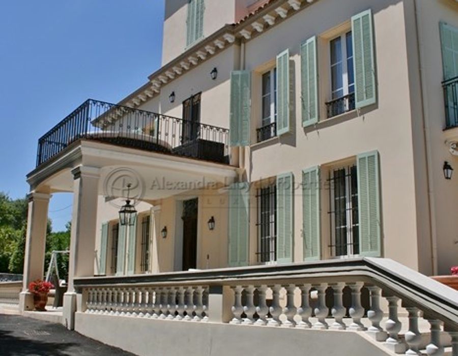 New property for rent on the Cap d'Antibes 3