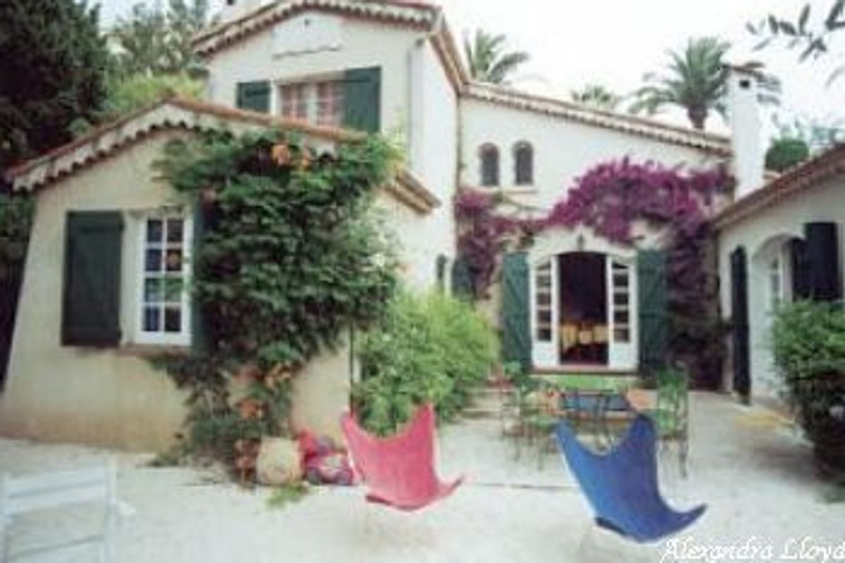 Provencal style villa located just off the infamous Croisette