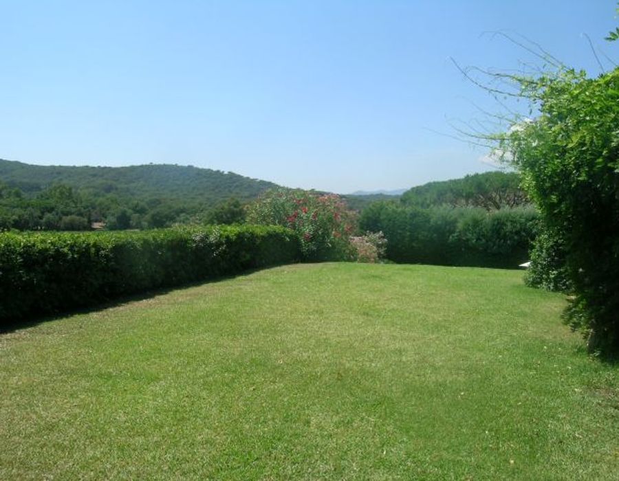 Provencal villa at the entrance of St Tropez 4
