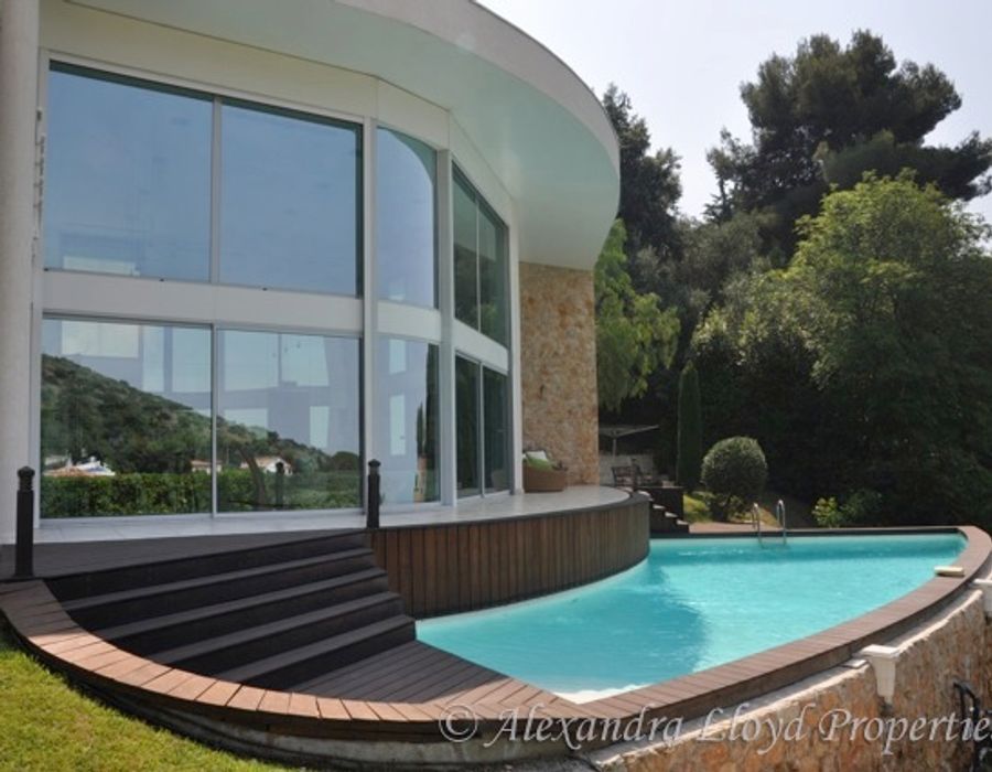 Contemporary villa, wonderful views in a private domain, Villefranche 3