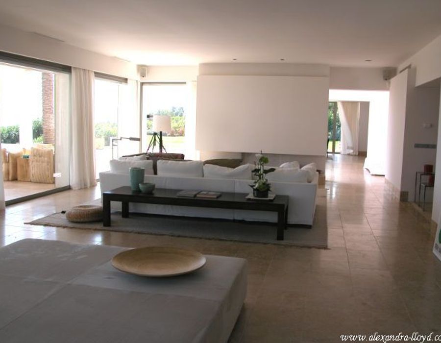 Magnificent Californian style villa overlooking the Pampelonne Beach. 3