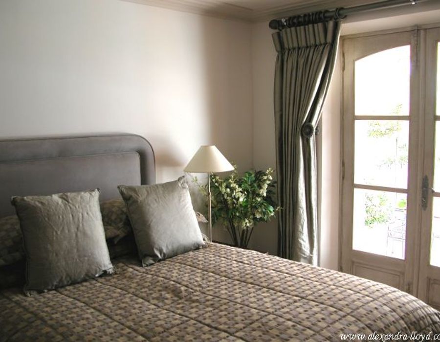 Stunning views and a beautiful villa overlooking Saint Tropez 6