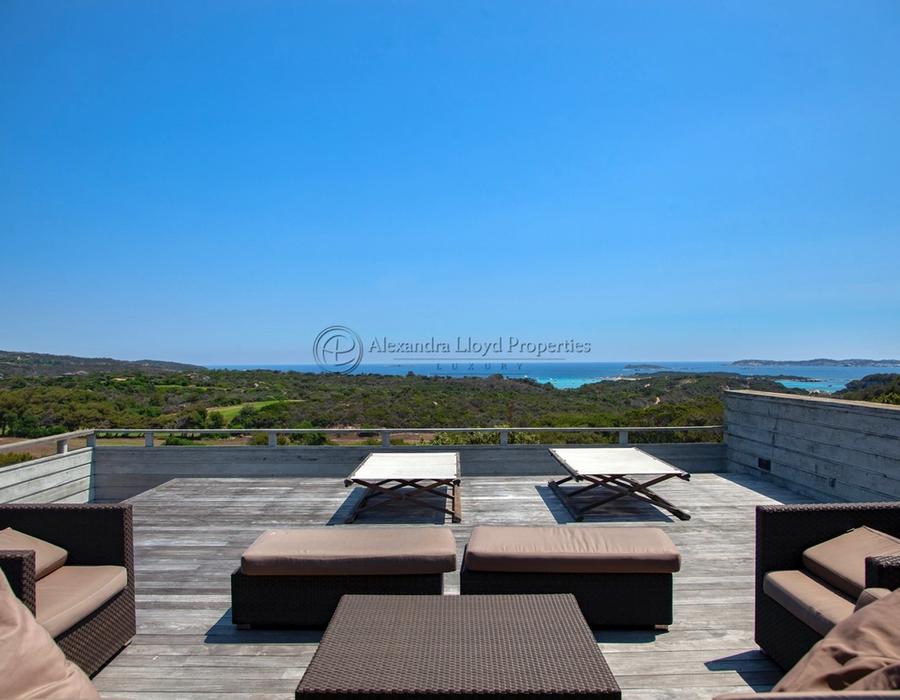 A Stunning Property Located in the Domaine de Sperone, Bonifacio 5