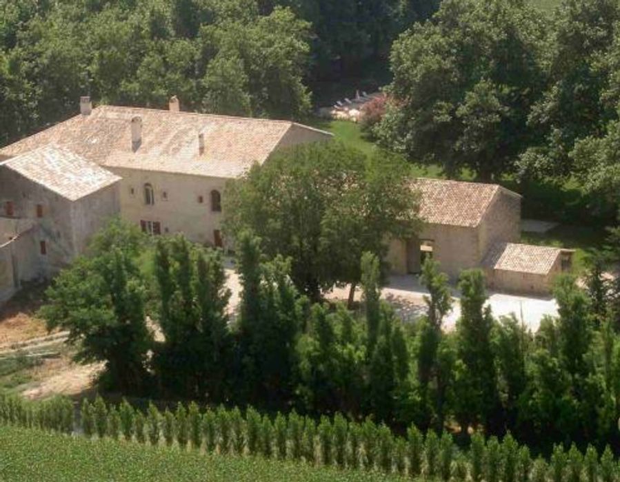 18th century manor in the heart of Provence 2