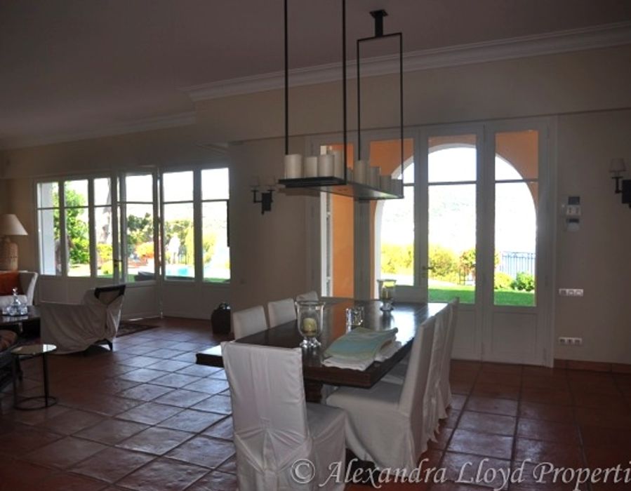 Saint Jean Cap Ferrat - Overlooking the Rade de Villefranche 2