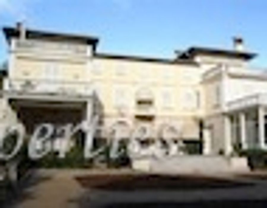 Interesting renovation project in Saint Jean Cap Ferrat. 3