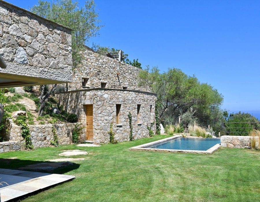 A truly beautiful house located in Pigna, Balagne, close to Ile Rousse 6