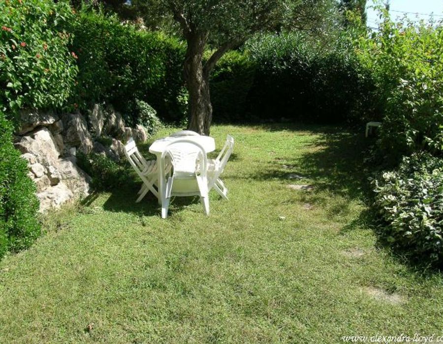 Charming Provencal villa in the peaceful village of Cap d'Ail 3