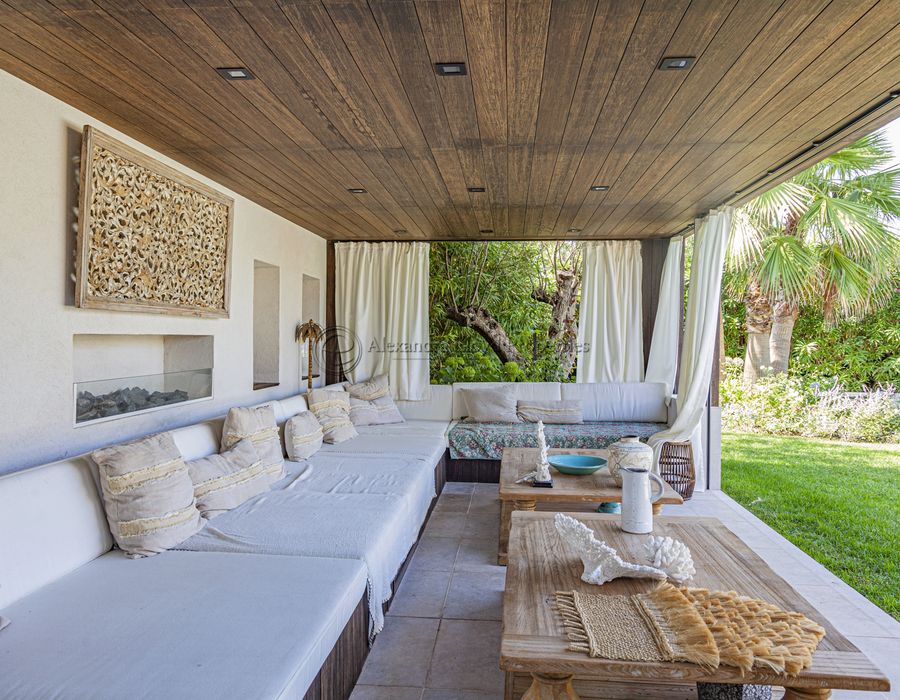 A beautiful charming family home for rent on the Cap d'Antibes 6