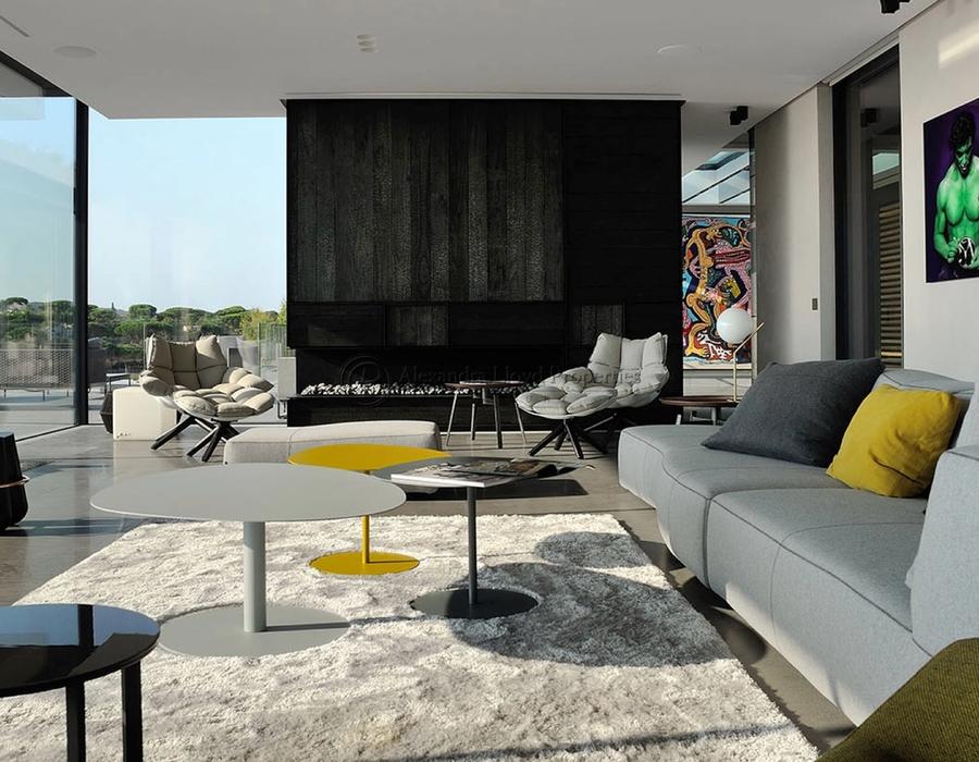 Contemporary and luxurious villa overlooking Pampelonne Beach 5