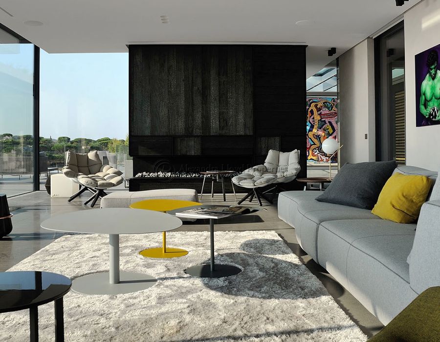 Contemporary and luxurious villa overlooking Pampelonne Beach 5