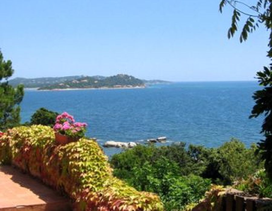 A waters edge property in Porto Vecchio, South Corsica 4