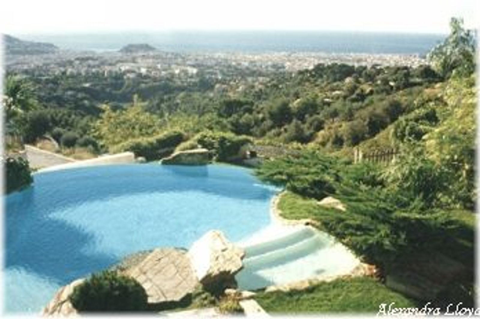 Stunning villa in the hills of Nice