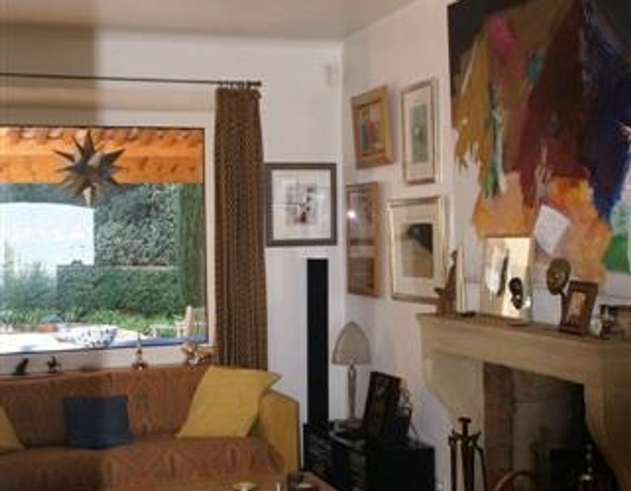 Property located on the hill of the Canoubiers - Saint Tropez 2