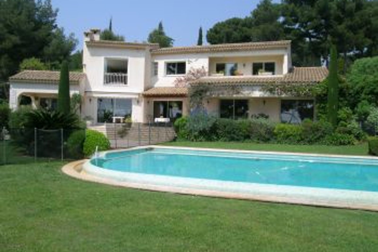 Great property in a quiet domain.