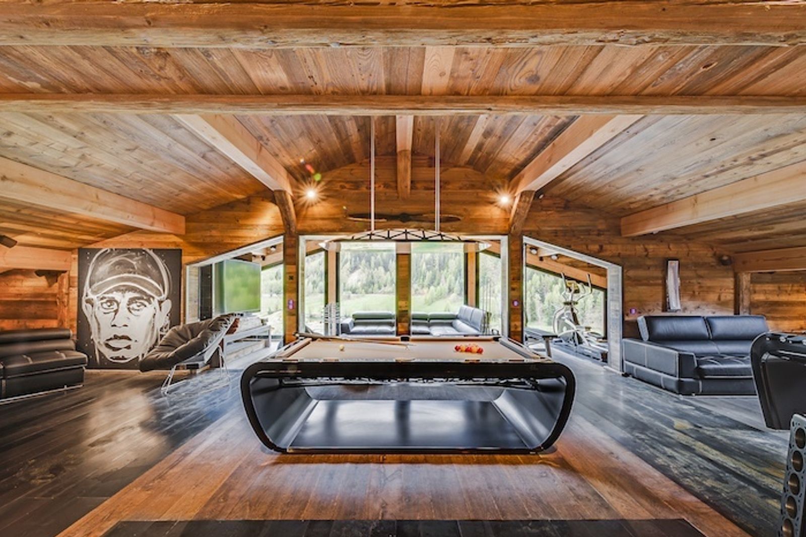 New and rare! A contemporary chalet in Tignes, close to Val d'Isere