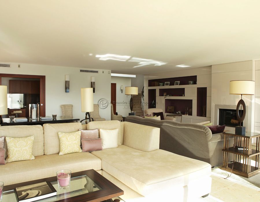 Domaine Val des Costes, Eze - high security domain 6