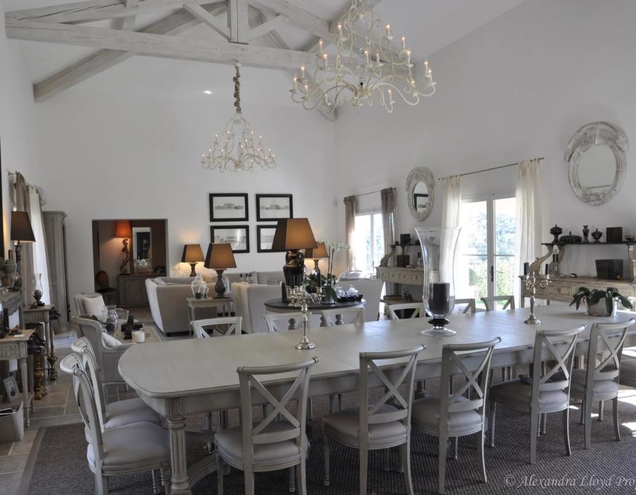 New property with sea views and helipad in Grimaud 2