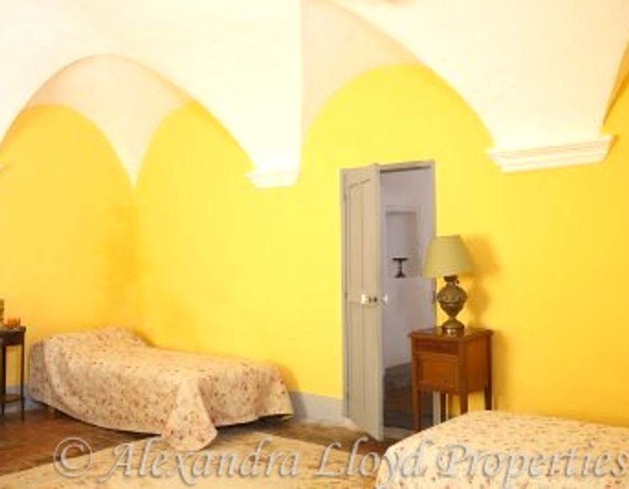 A stunning renovated house in Oletta, next to Saint Florent 4