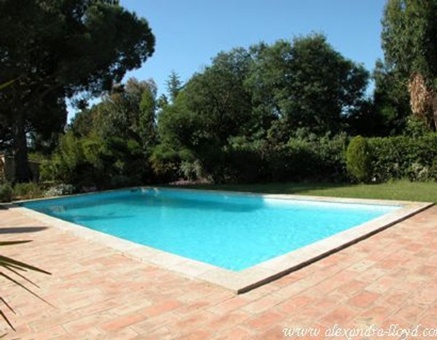 Provencal style villa in Les Parcs de Saint Tropez 6