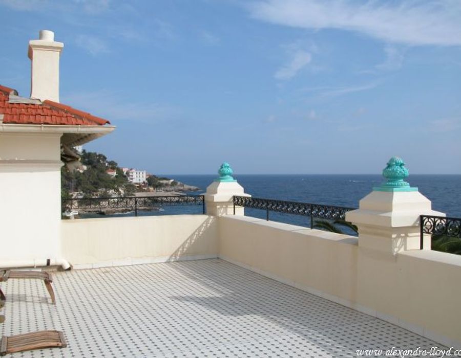 Stunning Belle Epoque Property in Cap d'Ail with lovely sea views 1