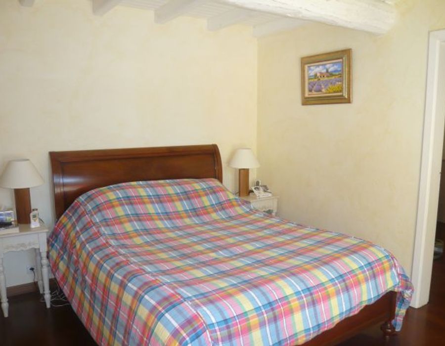 Lovely cosy villa located in a private domain on the Cap d'Antibes 2