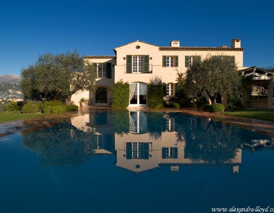 Old Provencal villa in Saint Paul de Vence 2