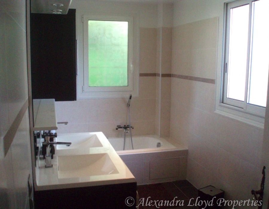 Provencal style house on the prestigious Saint Jean Cap Ferrat 6