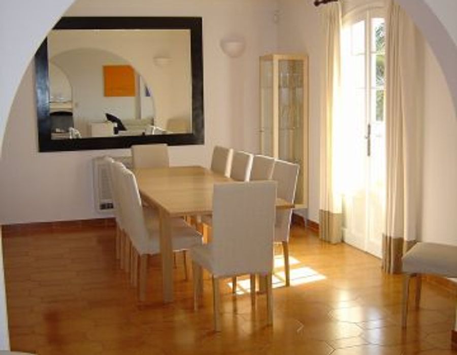 Lovely newly renovated Villa on the Chemin des Collines, Cannes 1