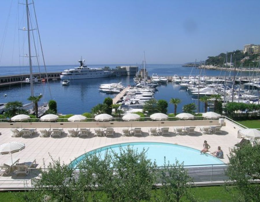 A stunning apartment in the heart of Fontvieille. 3