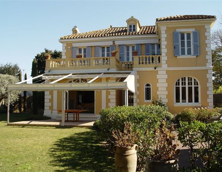 Lovely Italian styled property at 10mn walk to the Place des Lices 5