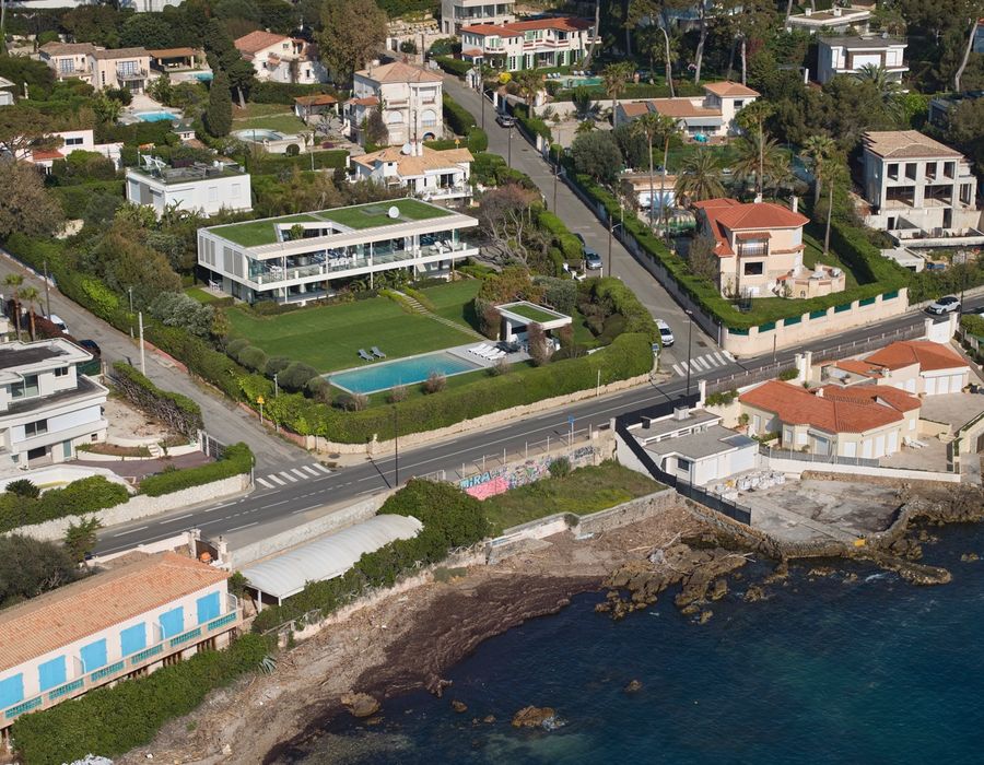 Contemporary Villa with Panoramic Sea Views – Cap d’Antibes 2