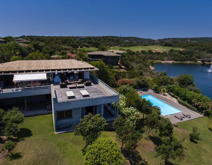 A Stunning Property Located in the Domaine de Sperone, Bonifacio 4
