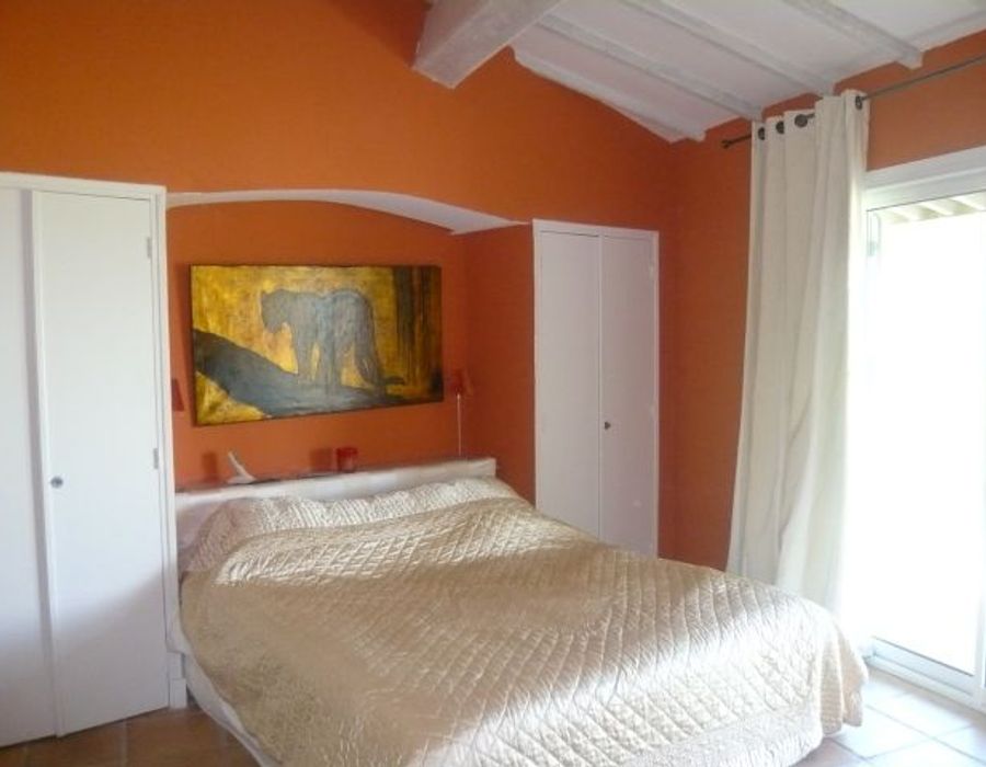 Five star location of this lovely villa next to Club 55 3