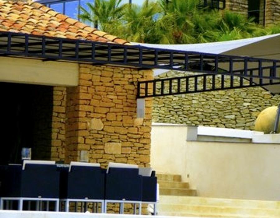 “Stunning stunning stunning interior! 5