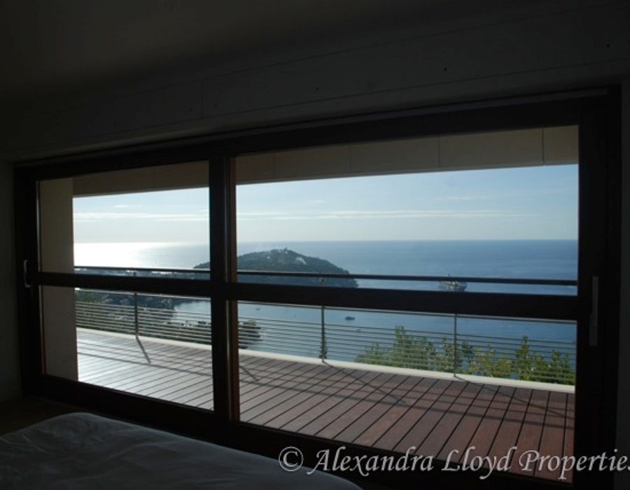 Breathtaking views of Villefranche Bay and Saint Jean Cap Ferrat 5