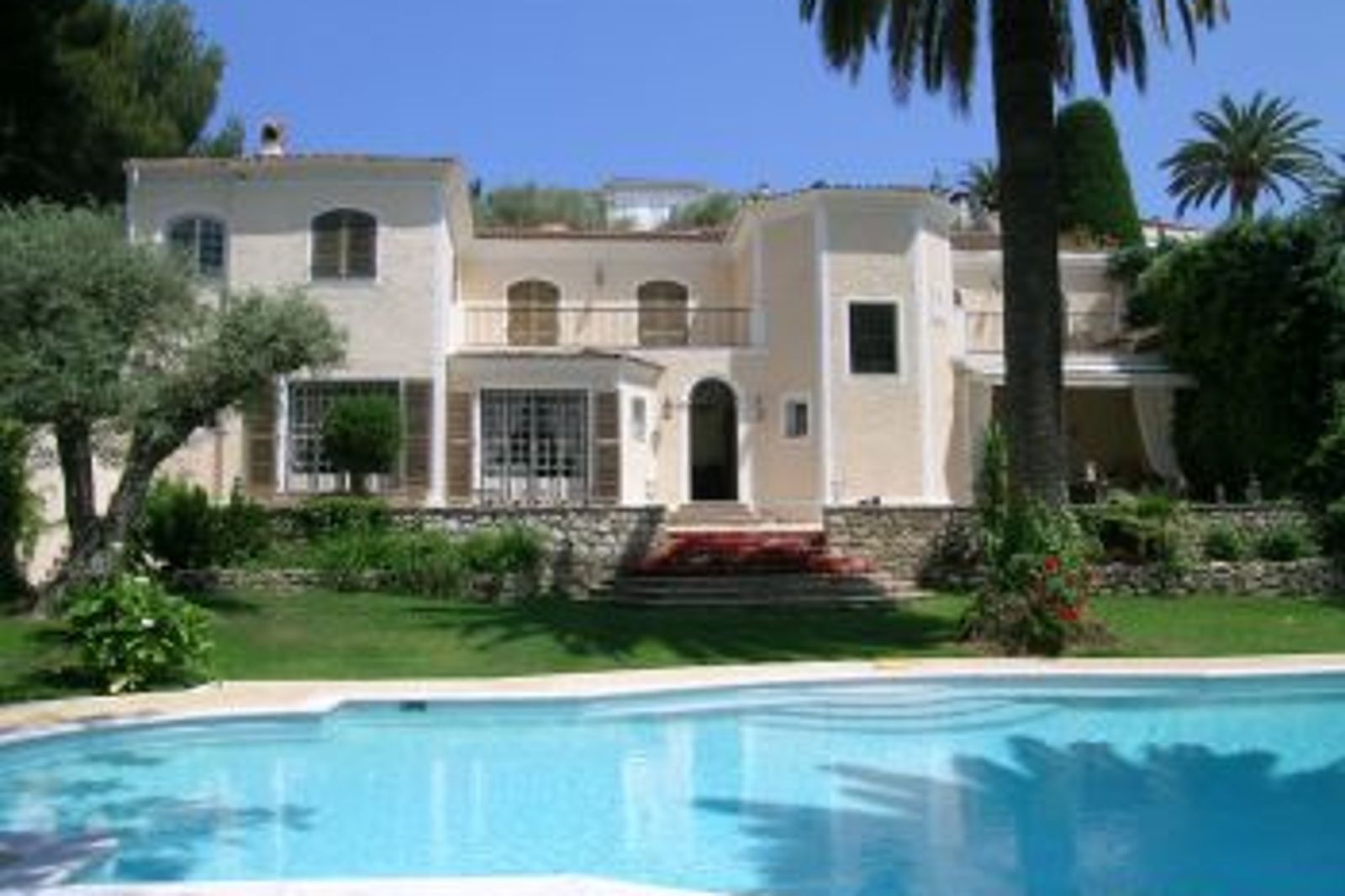 A substantial and elegant period villa on the Cap d'Antibes