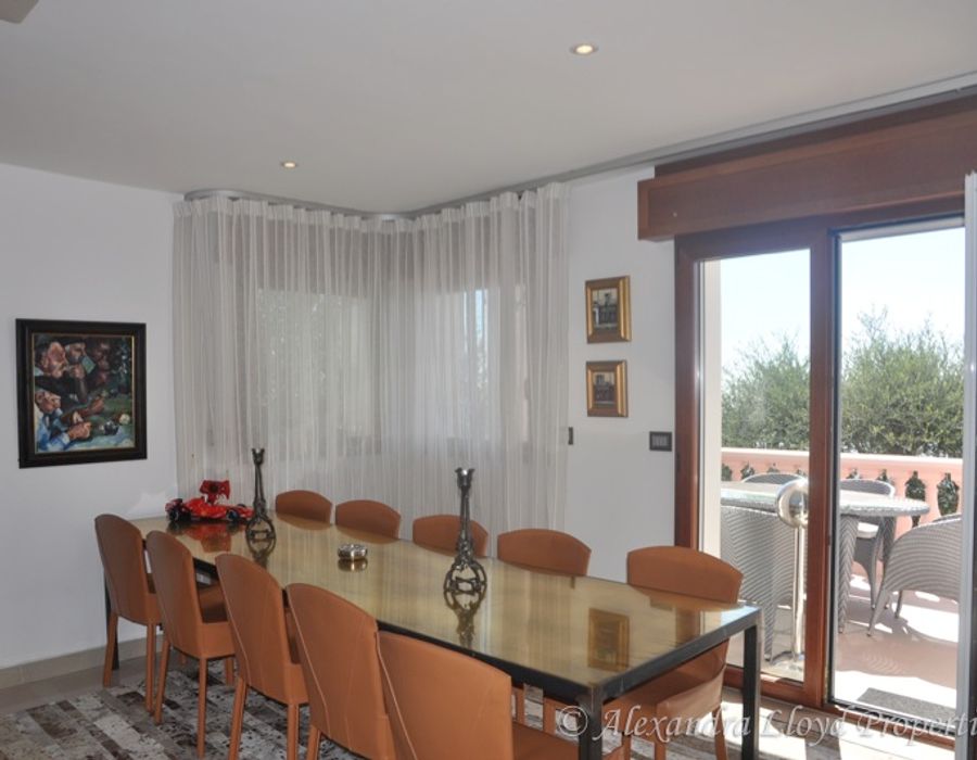 Stunning views from a well decorated villa in Cap d'Ail 2