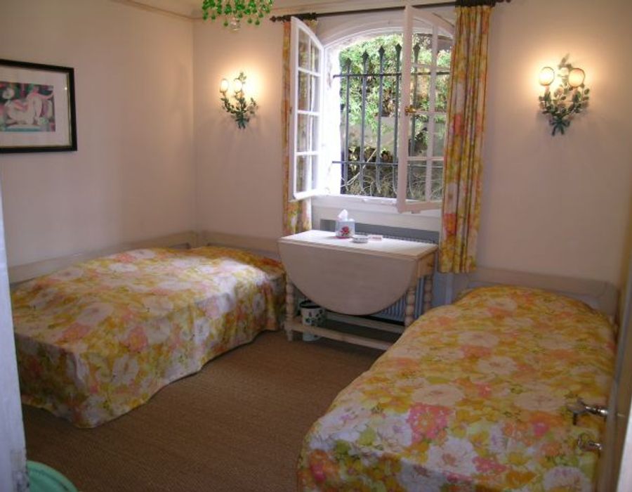 A lovely villa in prestigious private domain 1