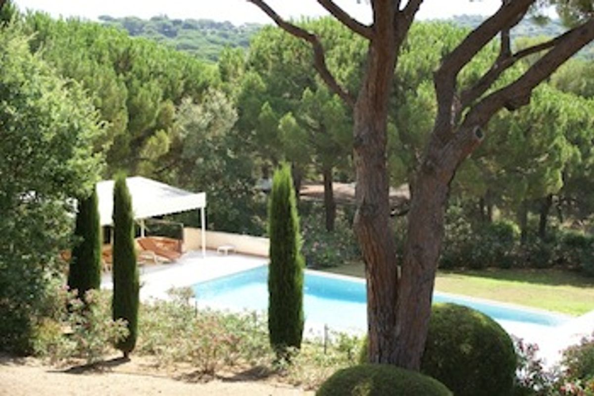 Provencal villa for sale in Saint Tropez
