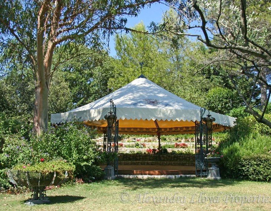 Castle for sale in La Colle sur Loup 4