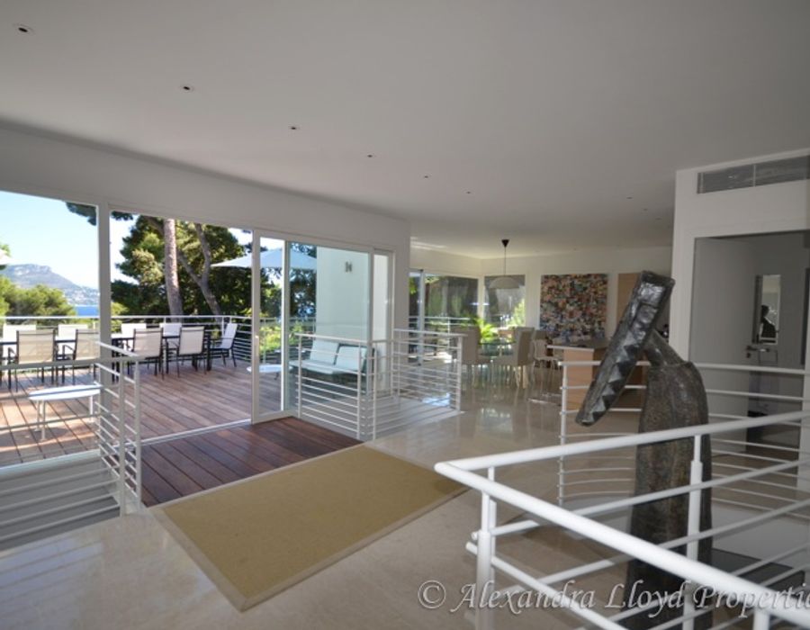 Saint Jean Cap Ferrat - New on the rental market 3